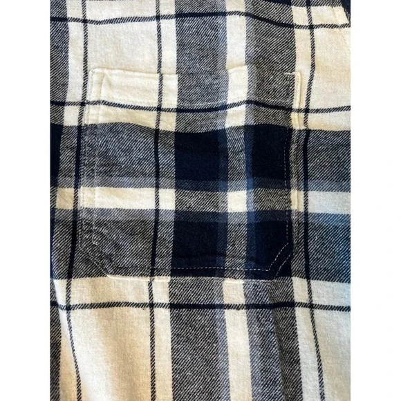 GAP Womens XL Flannel Shirt Blue White Plaid Long Sleeve Button Down‎ Top - Picture 6 of 10